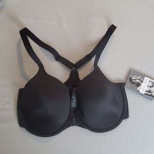 NWT Black front closure bra